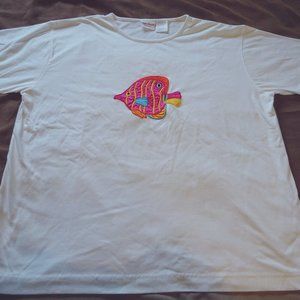 Bobby Brooks 14W/16W white t-shirt with fish